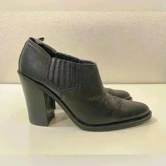 Sam & Libby Women's Brighton Western Leather Bootie Size 7.5‎ - Picture 3 of 10